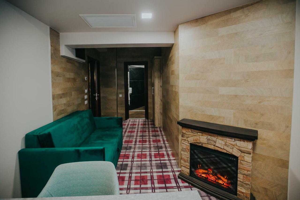Lostrita - Pastravarie, Hotel & Spa بايا ماري المظهر الخارجي الصورة