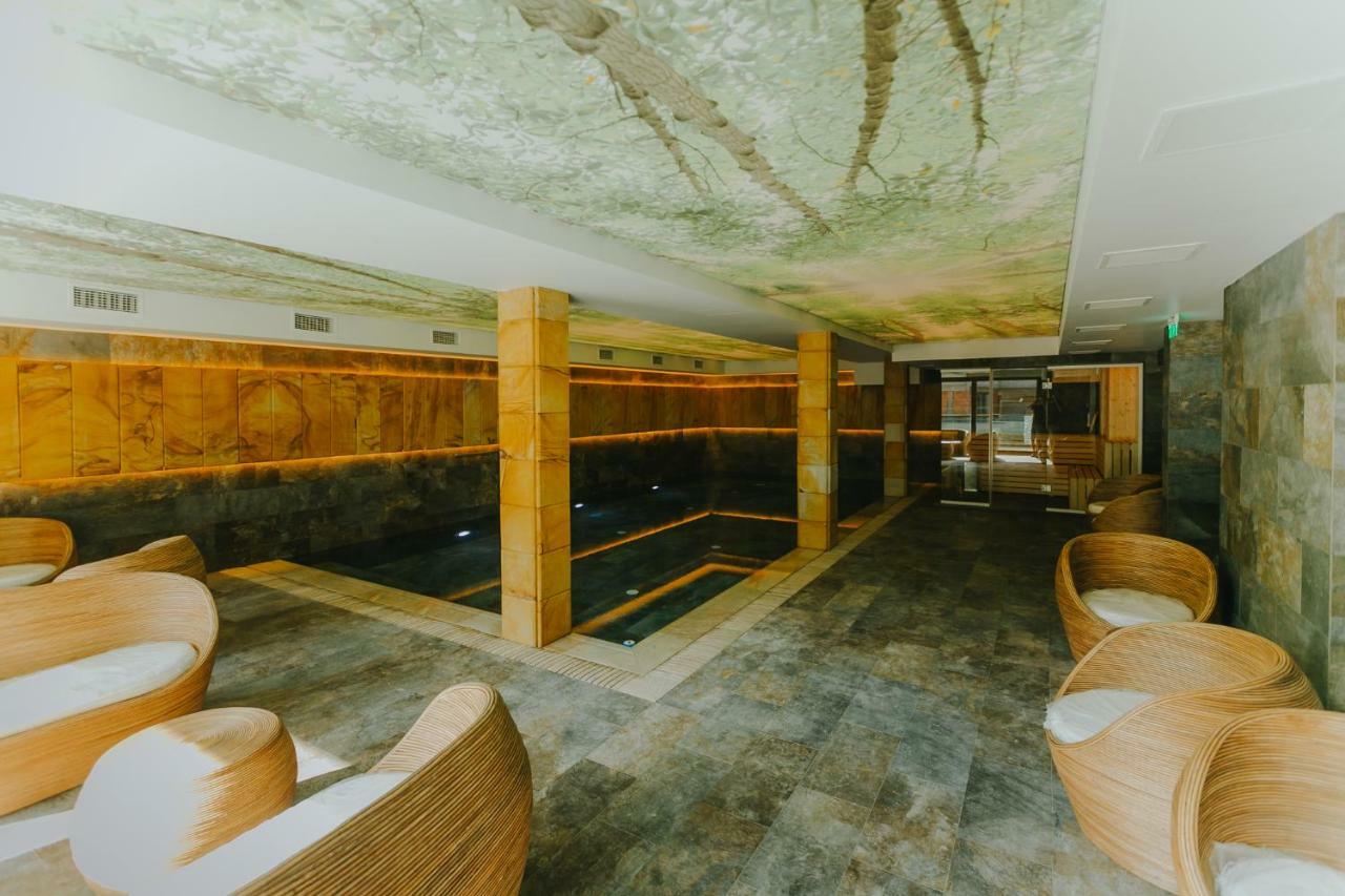 Lostrita - Pastravarie, Hotel & Spa بايا ماري المظهر الخارجي الصورة