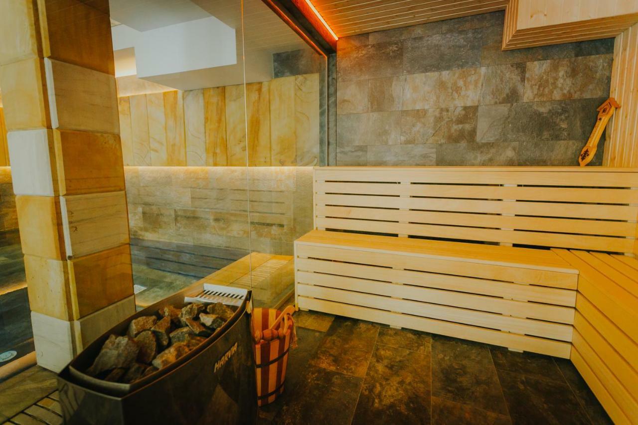 Lostrita - Pastravarie, Hotel & Spa بايا ماري المظهر الخارجي الصورة