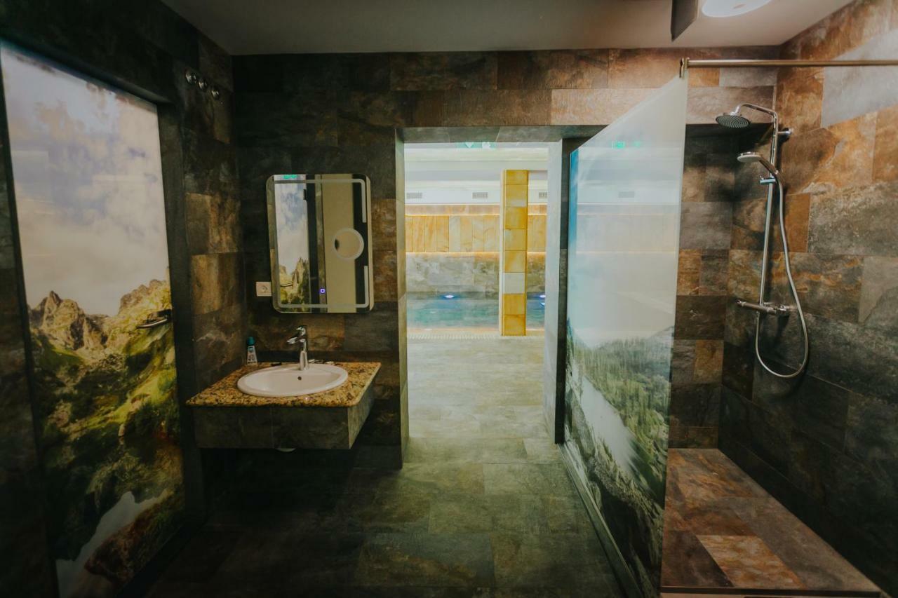 Lostrita - Pastravarie, Hotel & Spa بايا ماري المظهر الخارجي الصورة